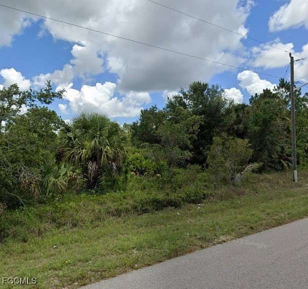 0.25 Acres of Land for Sale in Lehigh Acres, Florida