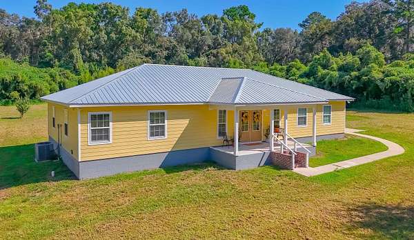 3 Acres of Residential Land with Home for Sale in Monticello, Florida