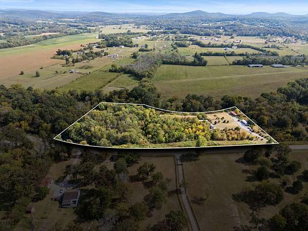 8.29 Acres of Residential Land for Sale in Lebanon, Tennessee