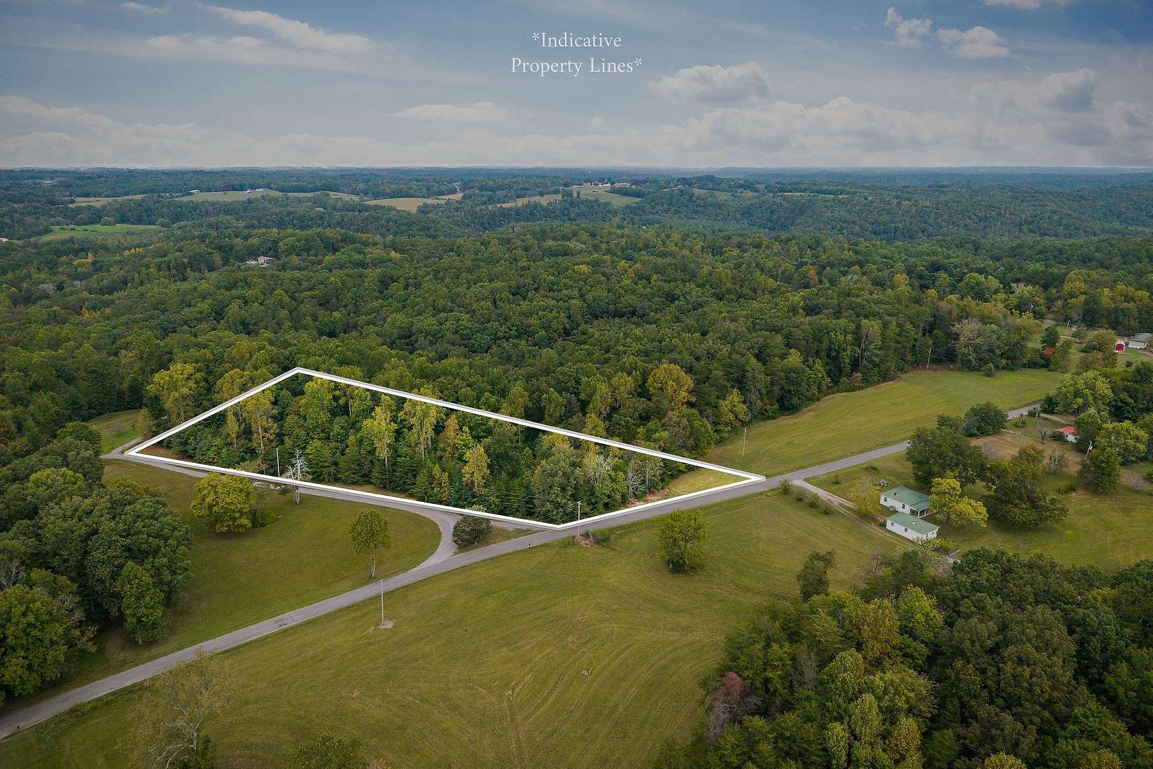 5 Acres of Land for Sale in Smithville, Tennessee