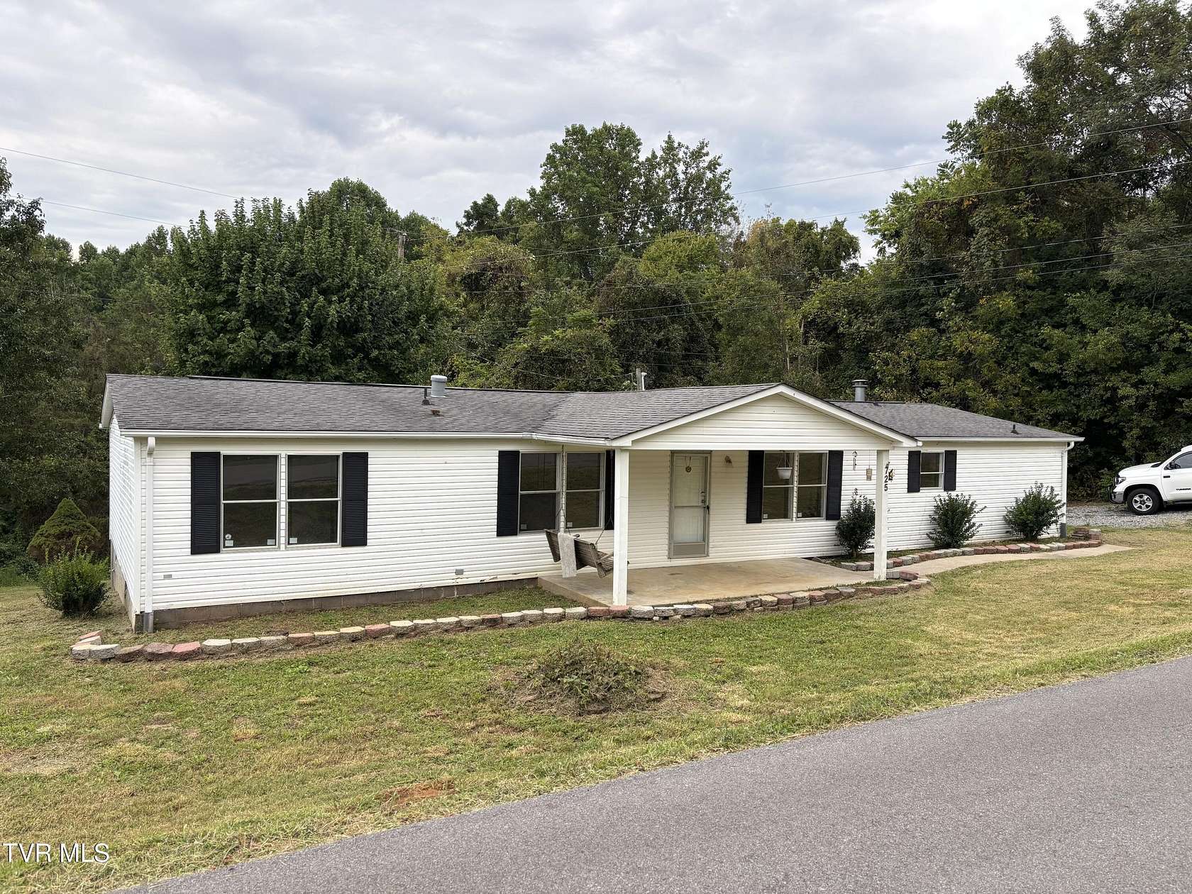 2 Acres of Residential Land with Home for Sale in Mosheim, Tennessee