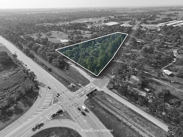 8.45 Acres of Improved Land for Sale in Hempstead, Texas