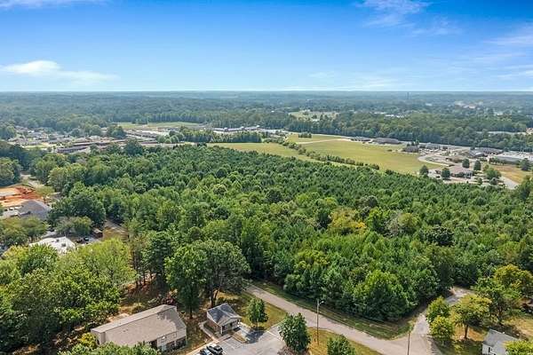 22.7 Acres of Land for Sale in Paris, Tennessee