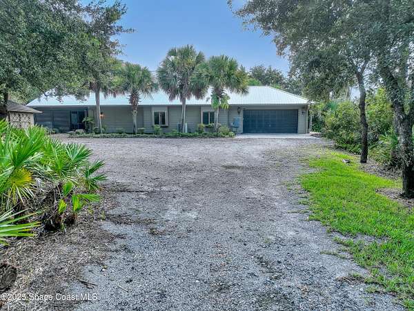 2.52 Acres of Residential Land with Home for Sale in Okeechobee, Florida