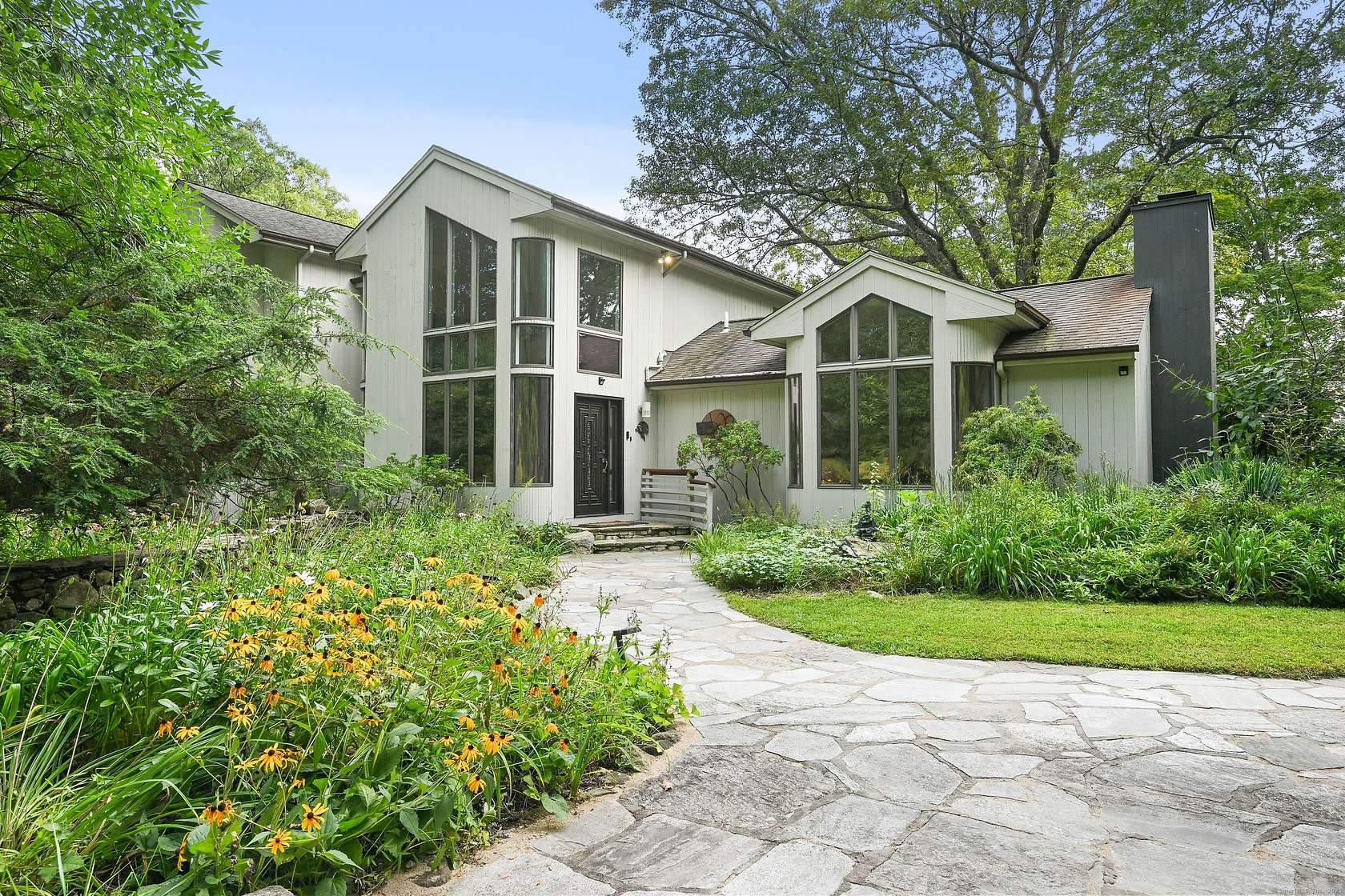 3.8 Acres of Residential Land with Home for Sale in Redding, Connecticut