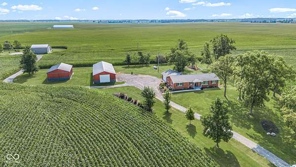 4 Acres of Residential Land with Home for Sale in Lebanon, Indiana