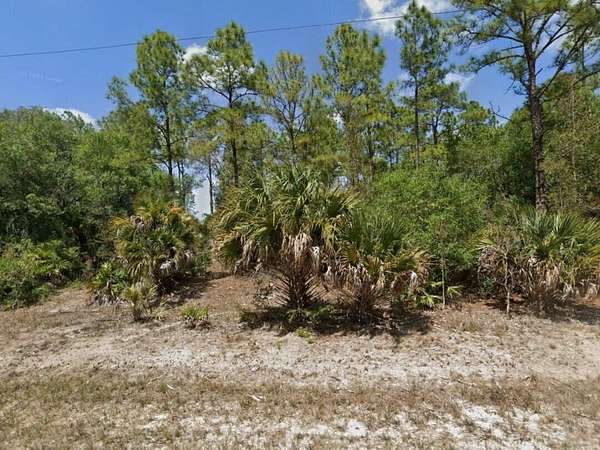 0.25 Acres of Residential Land for Sale in Lehigh Acres, Florida