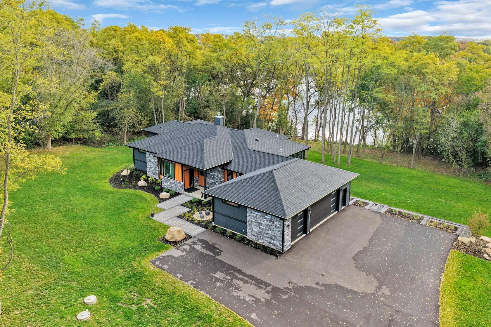 4.58 Acres of Residential Land with Home for Sale in Burlington, Wisconsin