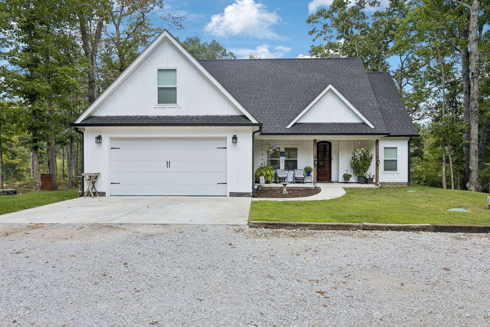 2.4 Acres of Residential Land with Home for Sale in Coalmont, Tennessee