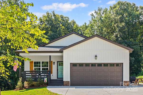 1.77 Acres of Residential Land with Home for Sale in York, South Carolina