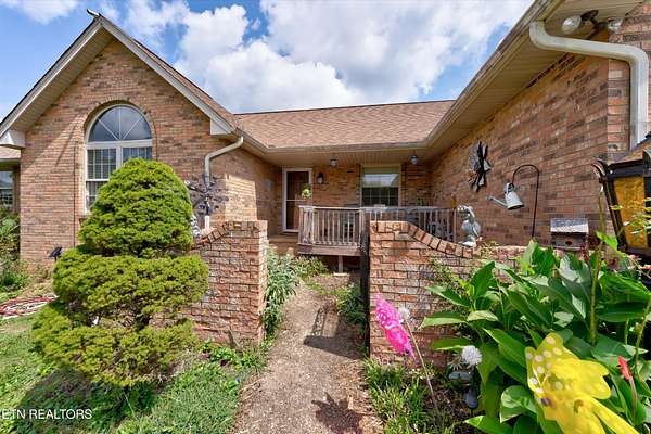 5.2 Acres of Residential Land with Home for Sale in Knoxville, Tennessee