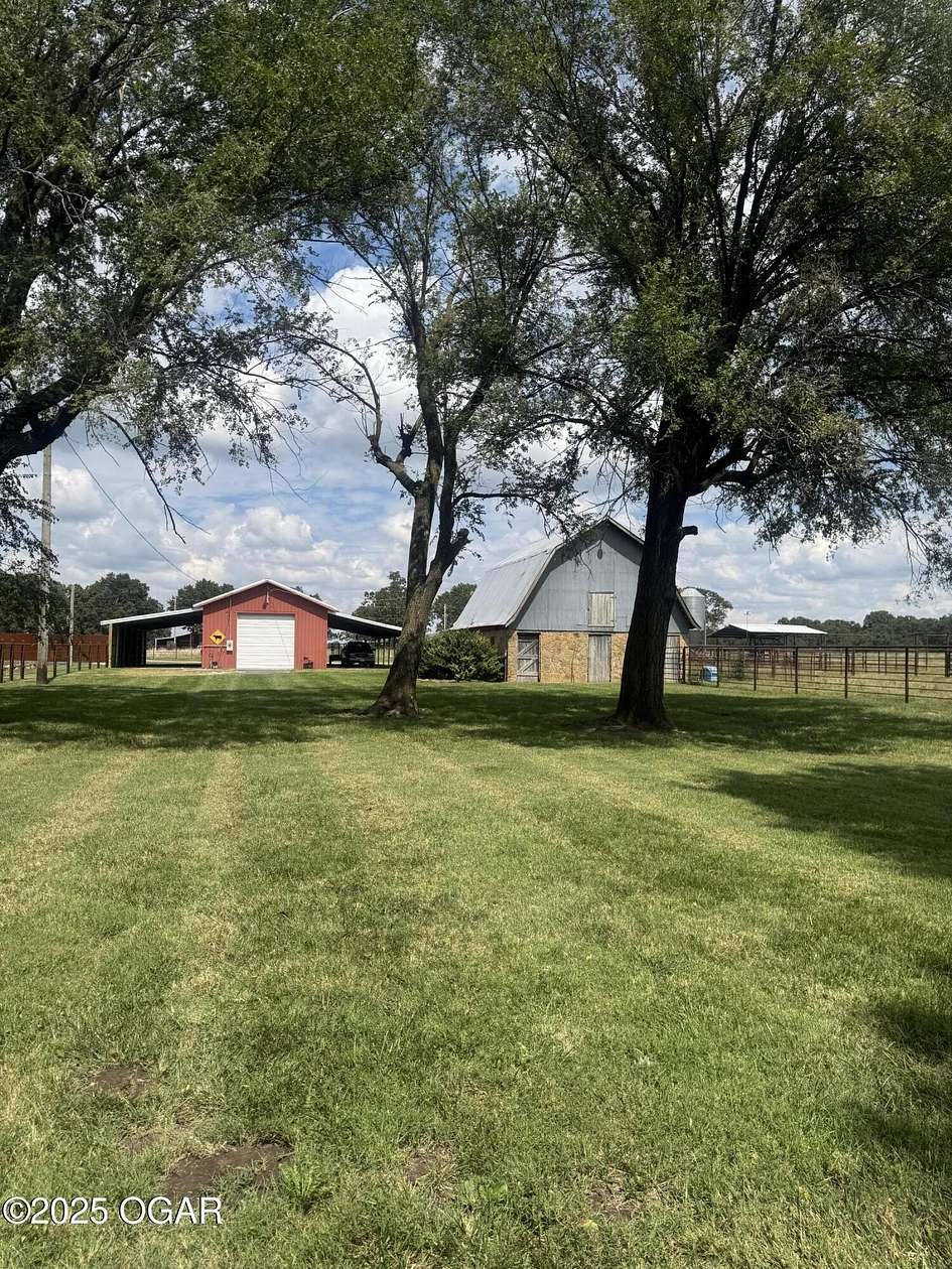 1 Acre of Residential Land for Sale in Granby, Missouri