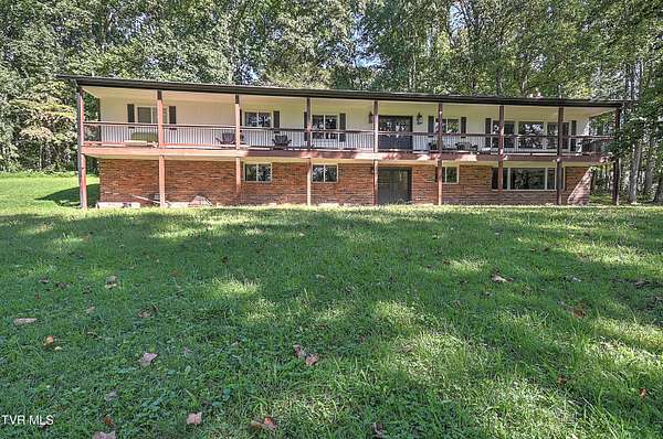 4.85 Acres of Residential Land with Home for Sale in Bristol, Virginia