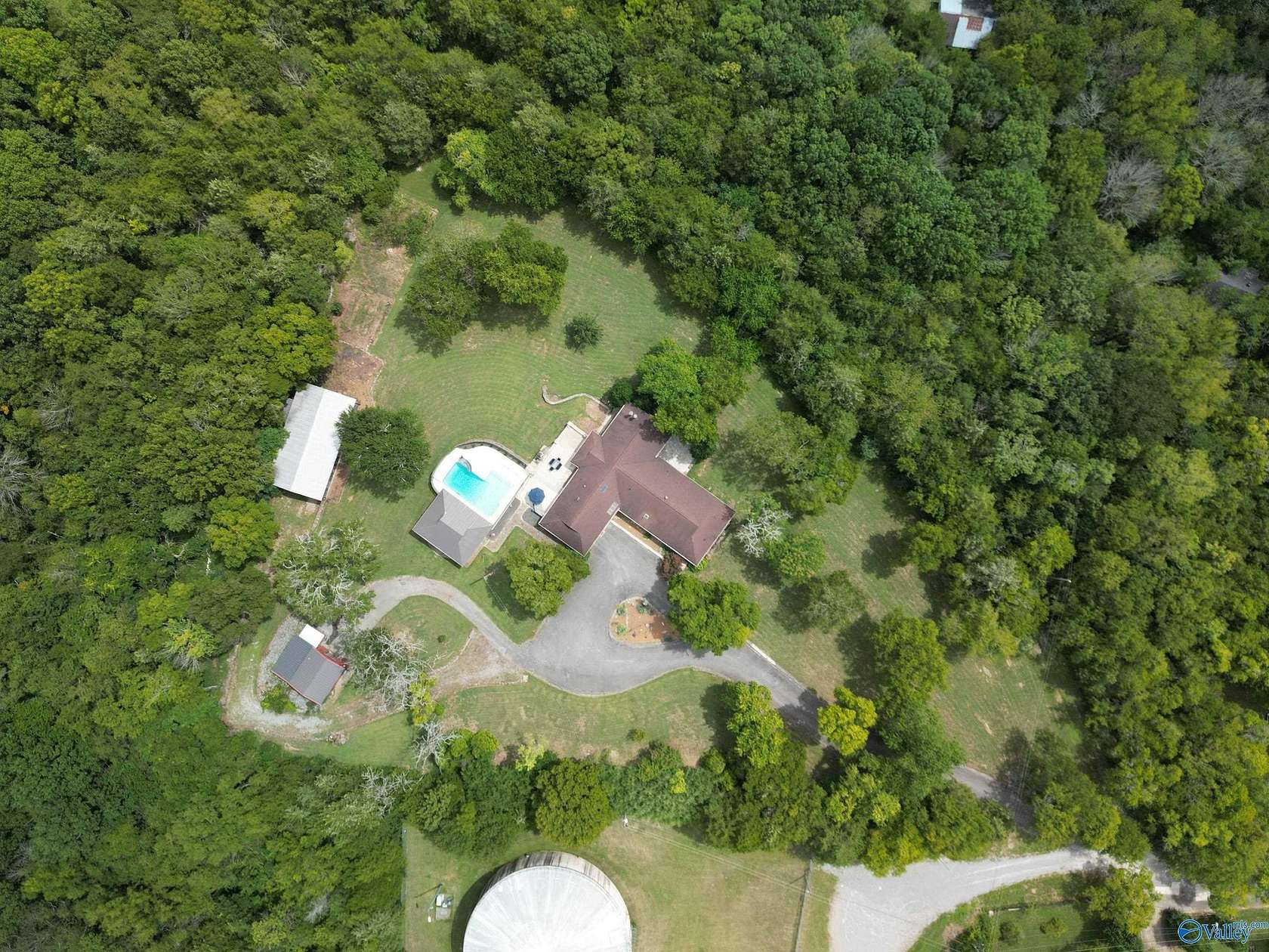 8 Acres of Land with Home for Sale in Fayetteville, Tennessee