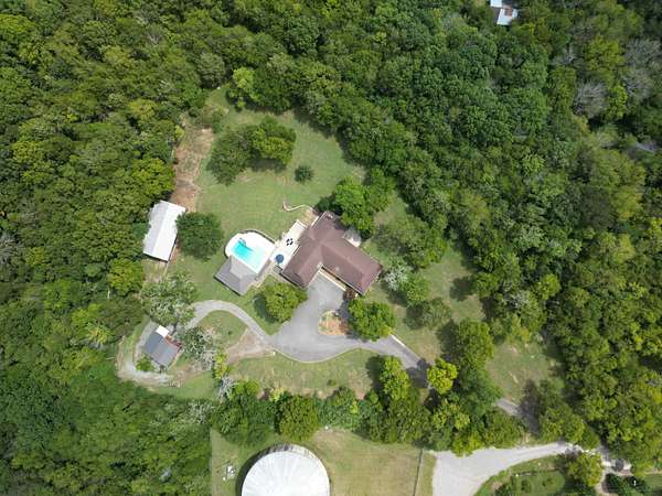 7 Acres of Land with Home for Sale in Fayetteville, Tennessee