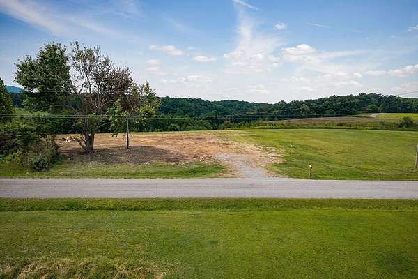 3.24 Acres of Residential Land for Sale in Liberty, Tennessee