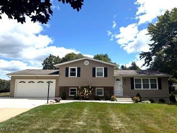 1.86 Acres of Residential Land with Home for Sale in Rootstown, Ohio