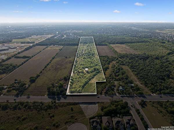 1 Acre of Improved Commercial Land for Sale in San Antonio, Texas