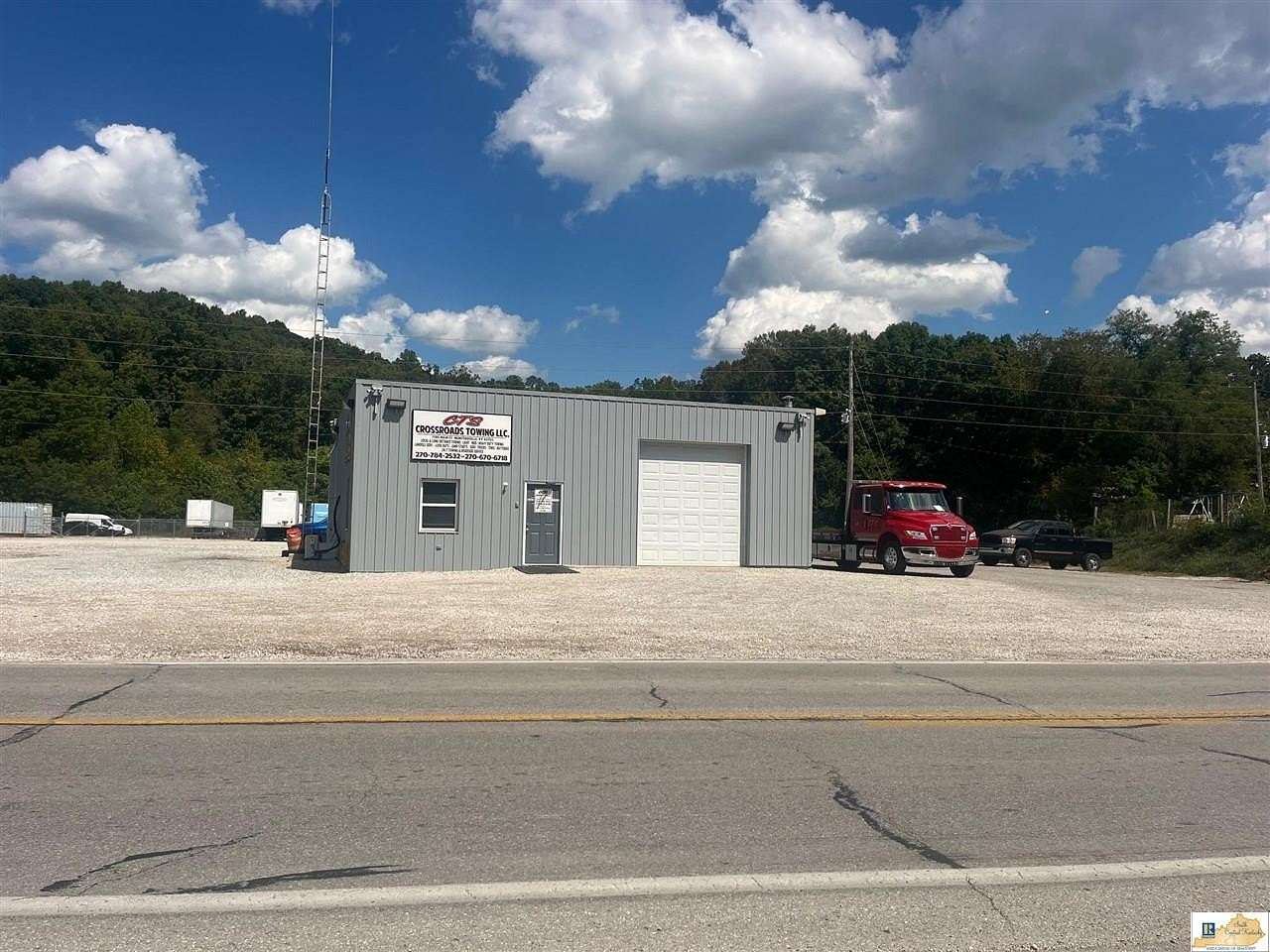 11.6 Acres of Commercial Land for Sale in Munfordville, Kentucky