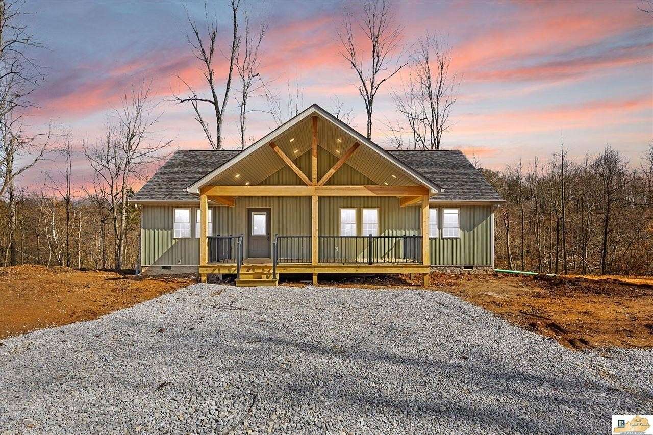 6.83 Acres of Land with Home for Sale in Bonnieville, Kentucky