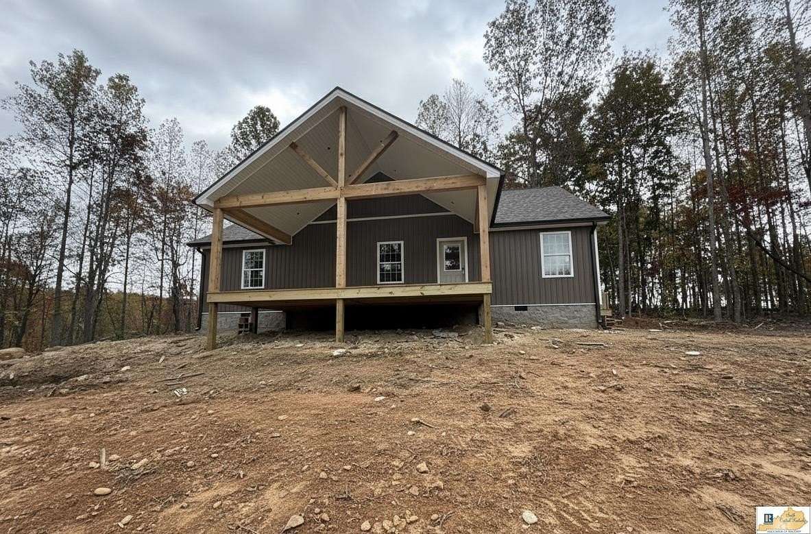 8.83 Acres of Residential Land with Home for Sale in Bonnieville, Kentucky