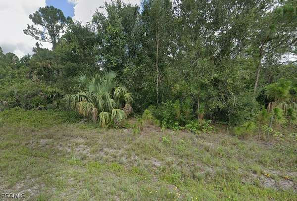 0.25 Acres of Land for Sale in Lehigh Acres, Florida