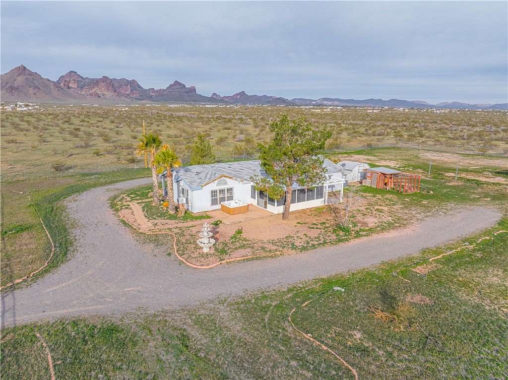 17.6 Acres of Land with Home for Sale in Golden Valley, Arizona