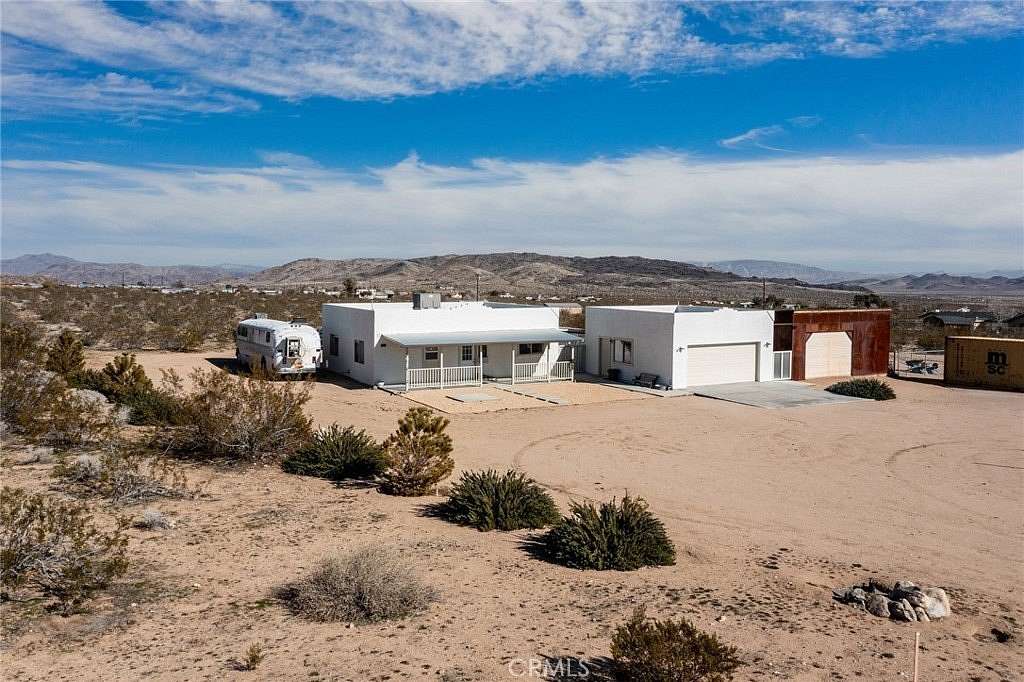 2 Acres of Residential Land with Home for Sale in Landers, California