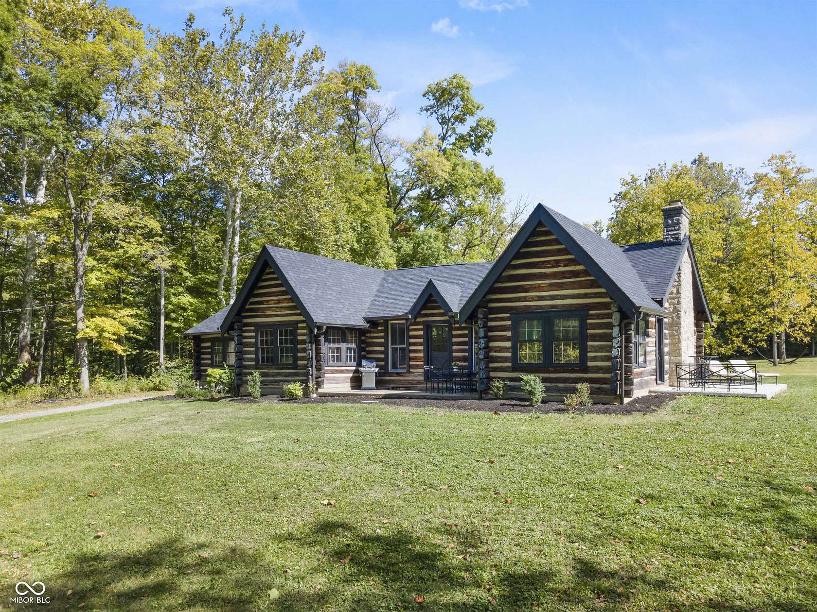 6.86 Acres of Residential Land with Home for Sale in Zionsville, Indiana