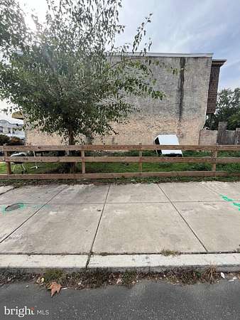 0.03 Acres of Residential Land for Sale in Philadelphia, Pennsylvania