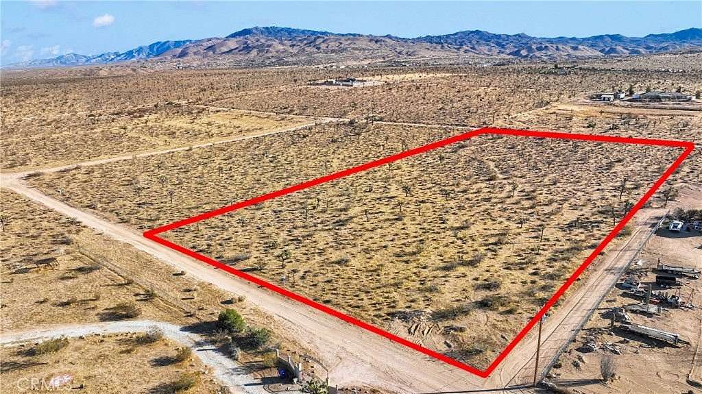 5 Acres of Residential Land for Sale in Apple Valley, California