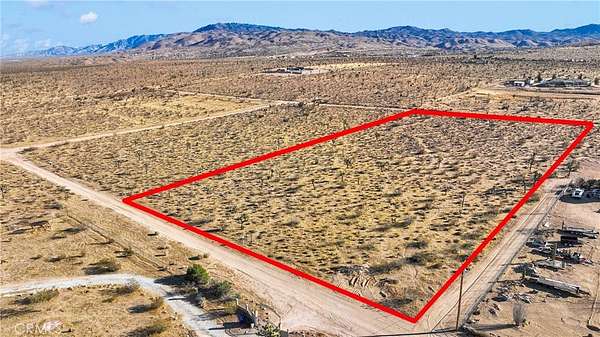 5 Acres of Residential Land for Sale in Apple Valley, California
