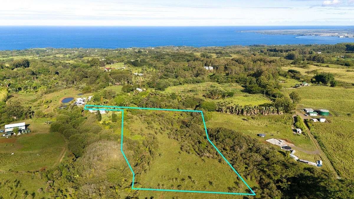 6.64 Acres of Land for Sale in Papaikou, Hawaii