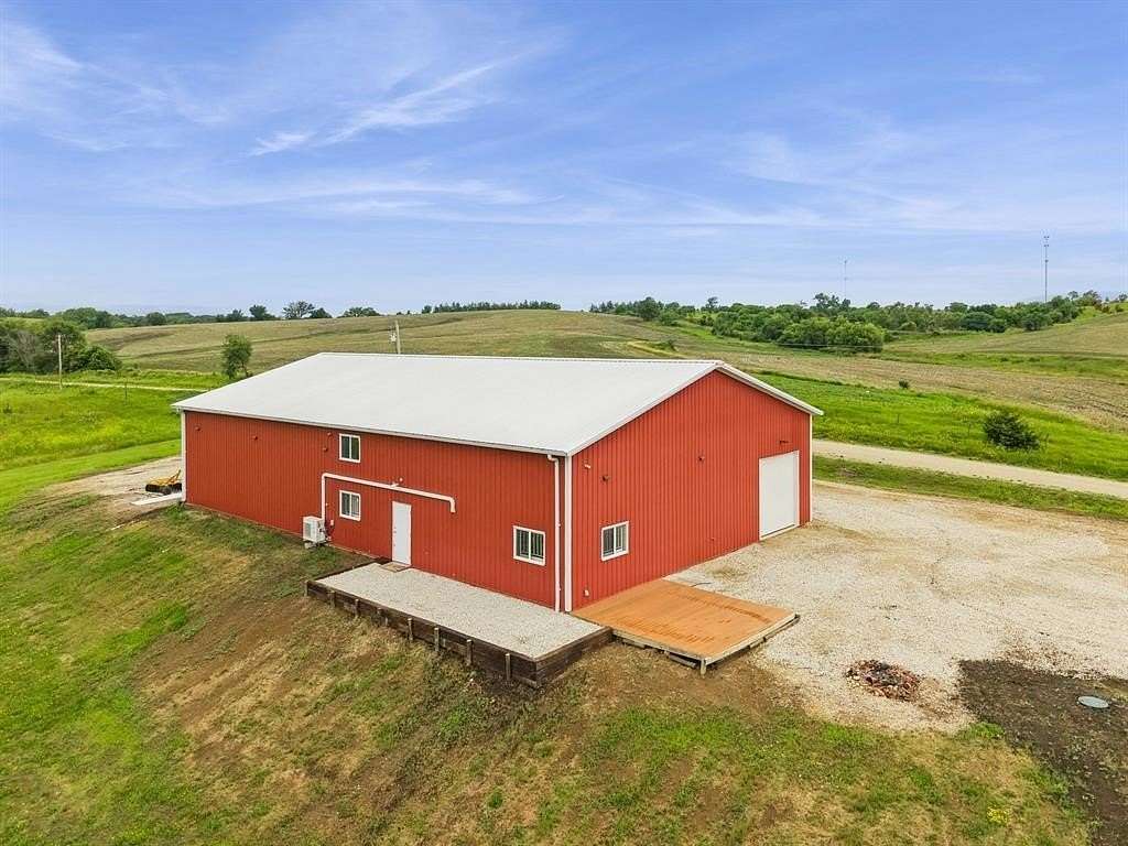 20 Acres of Recreational Land with Home for Sale in New Virginia, Iowa