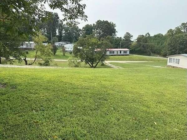 1 Acre of Residential Land for Sale in Dandridge, Tennessee