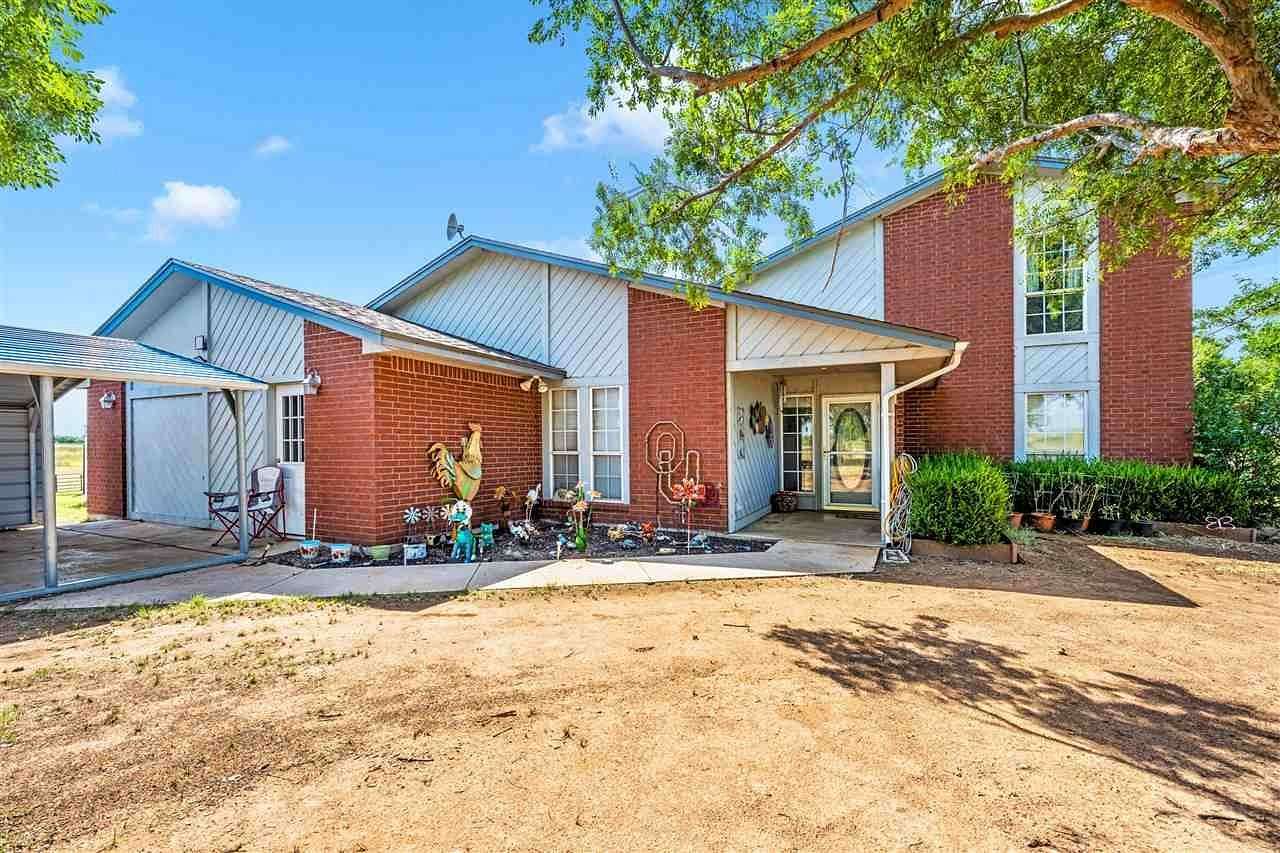 2 Acres of Residential Land with Home for Sale in Lawton, Oklahoma