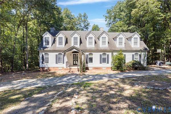 2.83 Acres of Residential Land with Home for Sale in Powhatan, Virginia