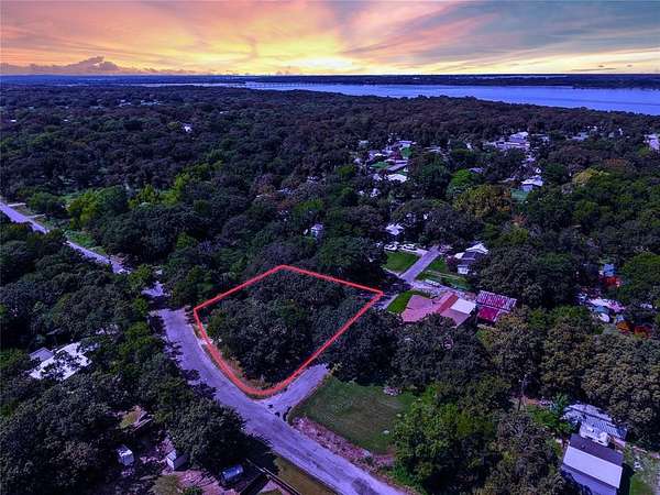 0.35 Acres of Residential Land for Sale in Gordonville, Texas