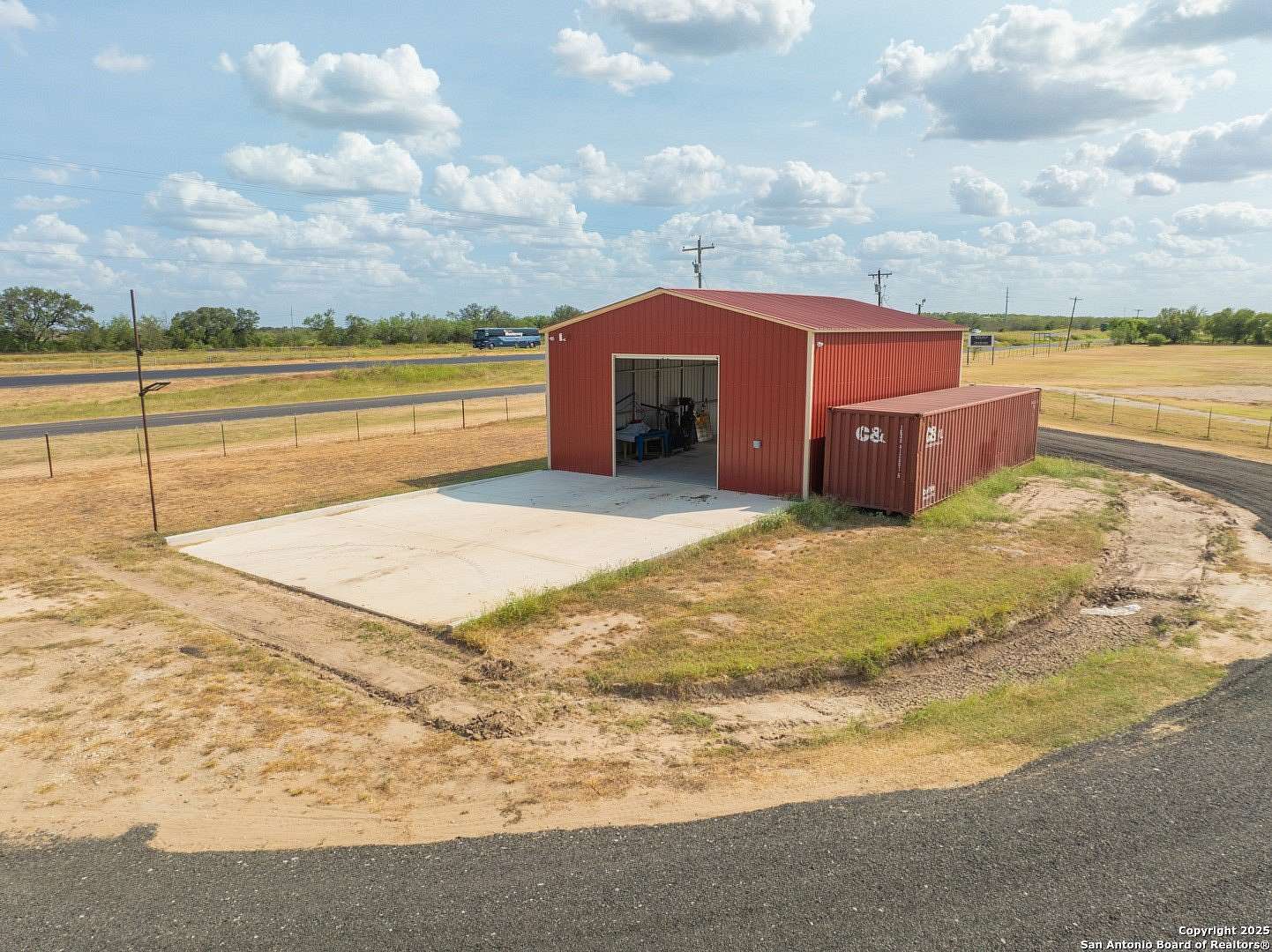 1 Acre of Land for Sale in Moore, Texas