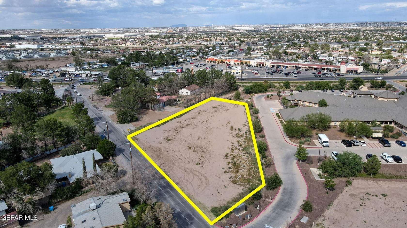 1 Acre of Mixed-Use Land for Sale in El Paso, Texas