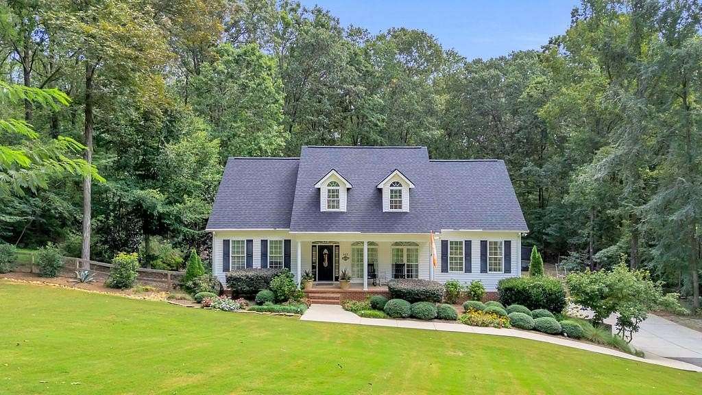 2.5 Acres of Residential Land with Home for Sale in Greenwood, South Carolina