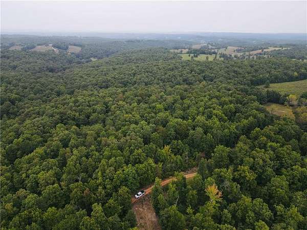 30 Acres of Recreational Land for Sale in Marshall, Arkansas