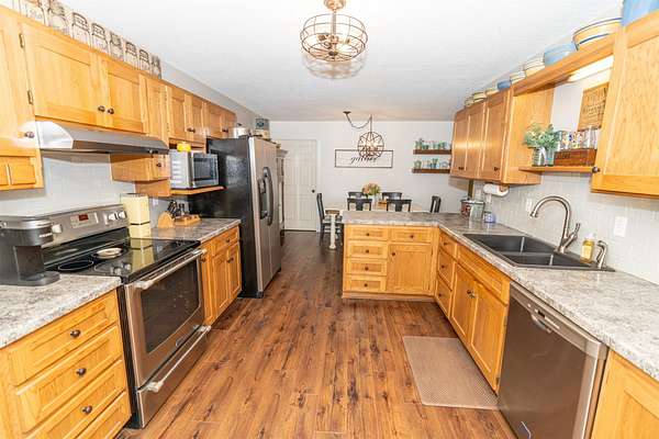 20 Acres of Land with Home for Sale in Winterset, Iowa