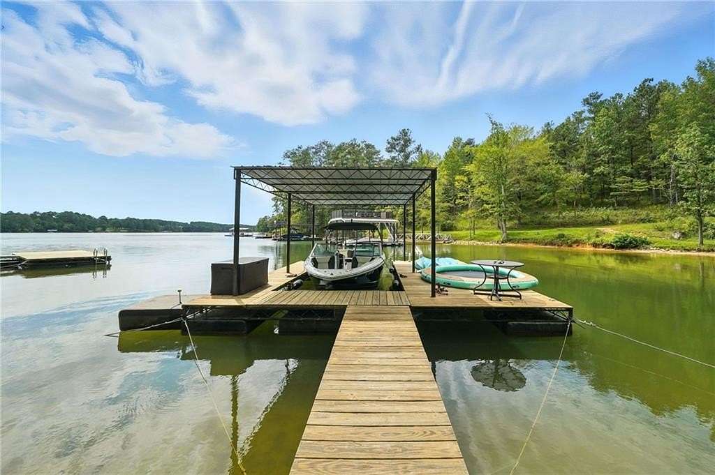 1.89 Acres of Residential Land with Home for Sale in Acworth, Georgia