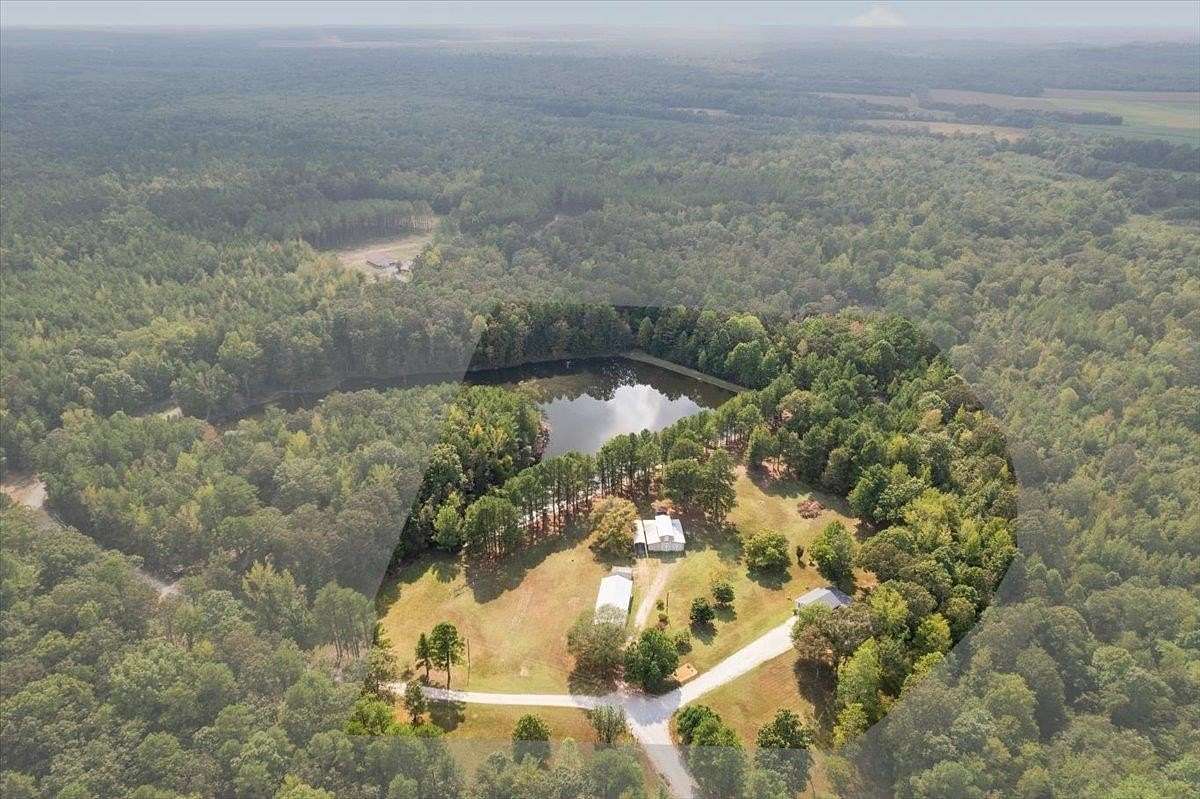 12 Acres of Land with Home for Sale in Hornsby, Tennessee