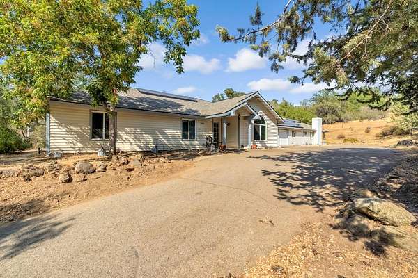 6.4 Acres of Residential Land with Home for Sale in Coarsegold, California