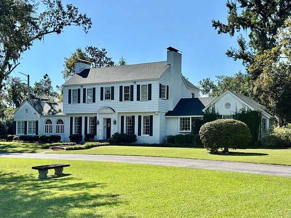 5.39 Acres of Land with Home for Sale in Valdosta, Georgia