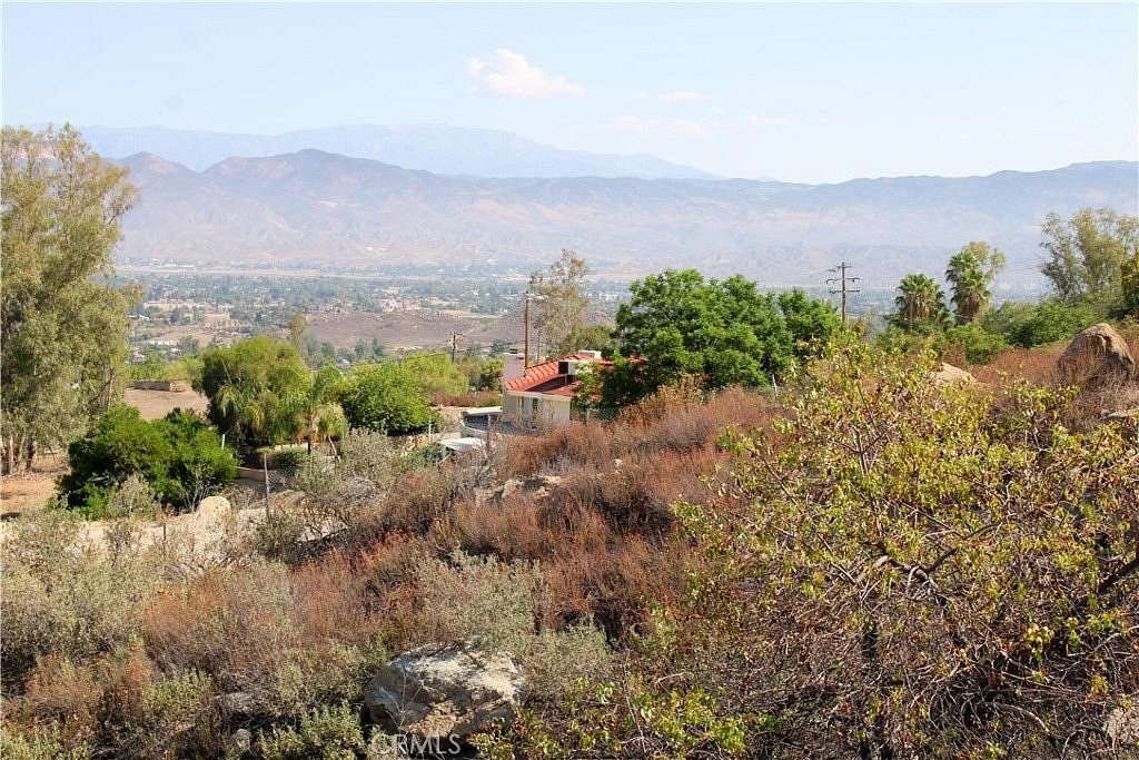 1.1 Acres of Residential Land for Sale in Hemet, California