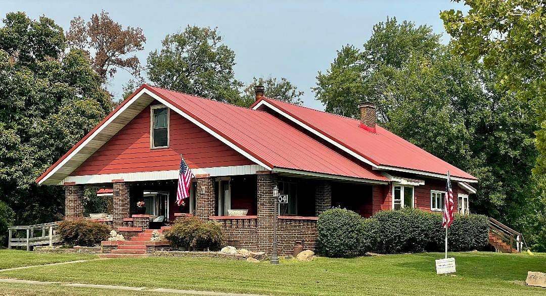 5.2 Acres of Residential Land with Home for Sale in Robinson, Illinois