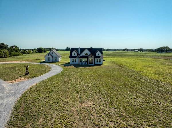 12 Acres of Land with Home for Sale in Bowie, Texas